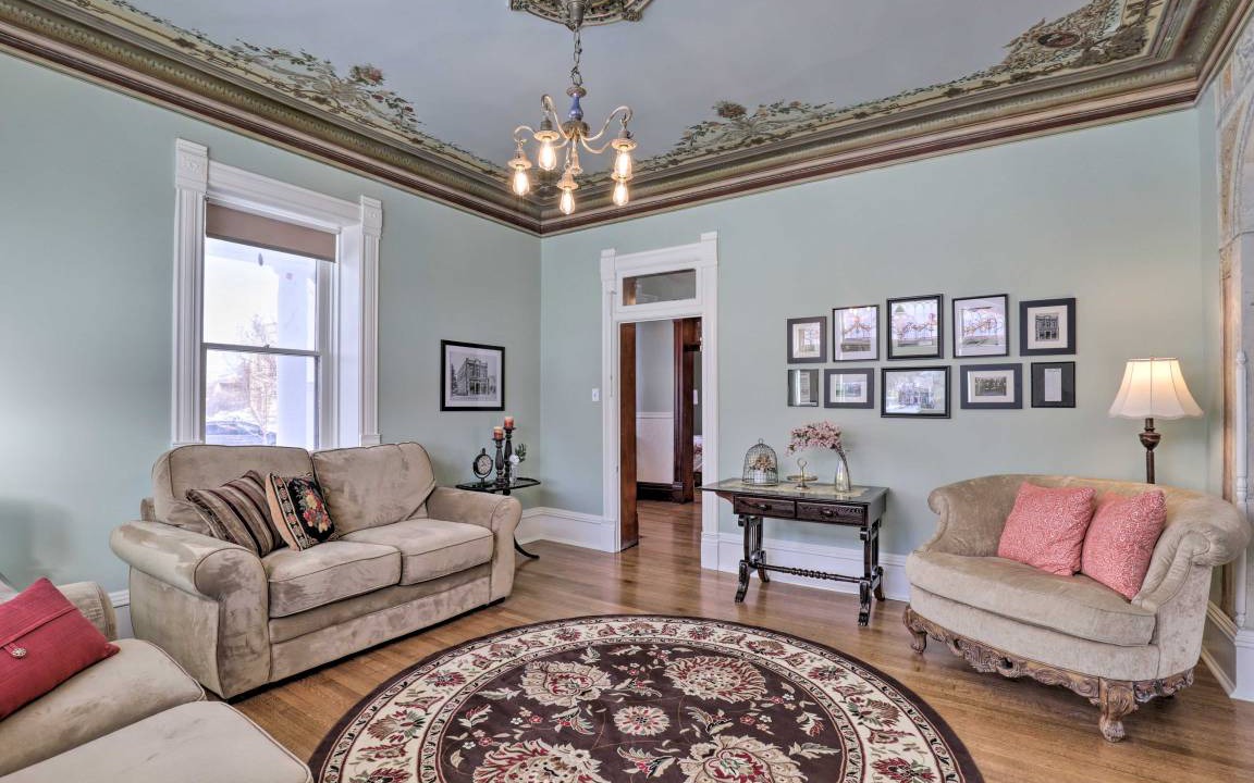 Photo of Livingroom in Mount Pleasant