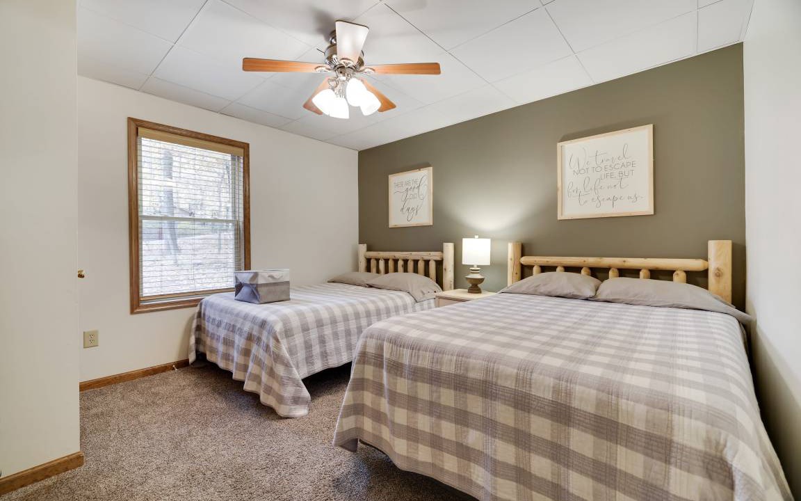 Photo of Bedroom in Lake Harmony Estates
