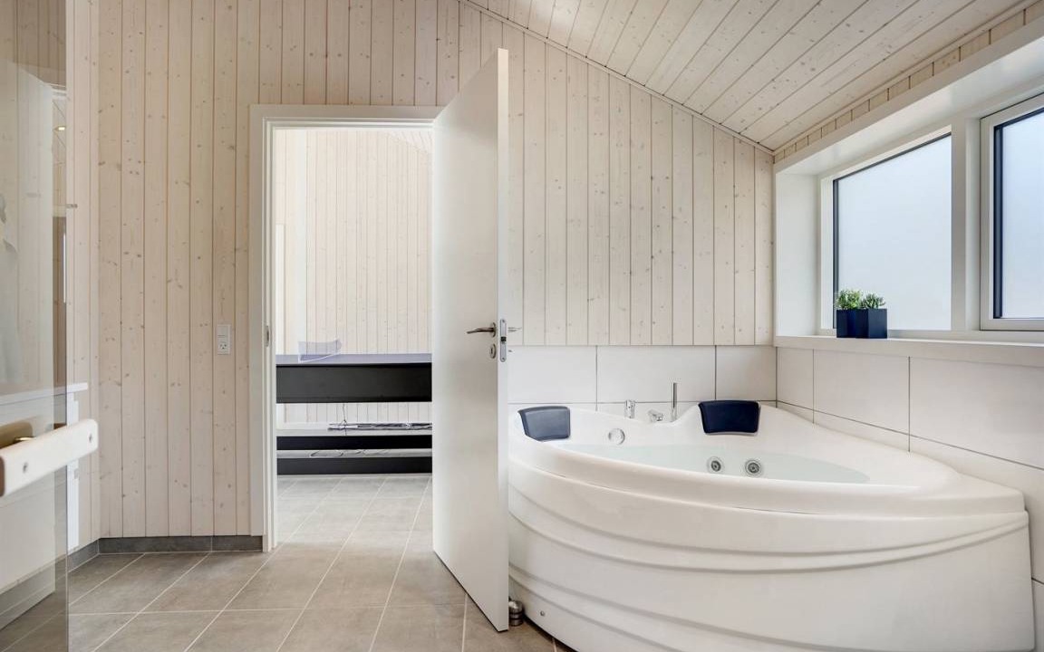Photo of Bathroom in Blavand
