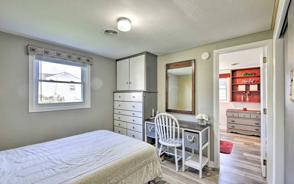 Photo of Bedroom in Homer