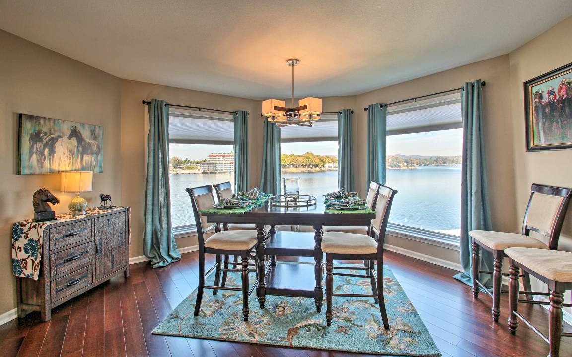 Photo of Livingroom in Lake Hamilton