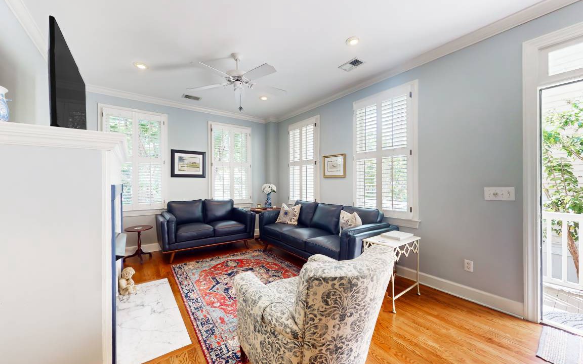 Photo of Livingroom in Harleston Village