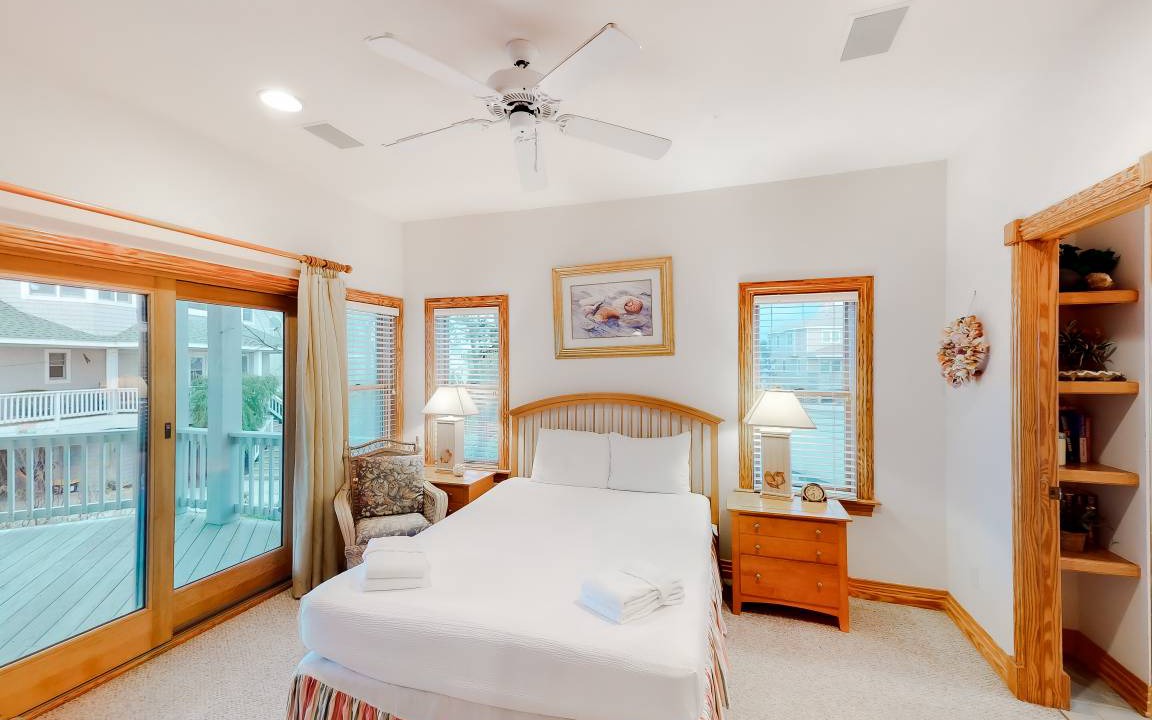 Photo of Bedroom in Ocean Hill