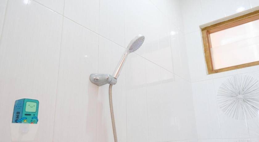 Photo of Bathroom in Pati