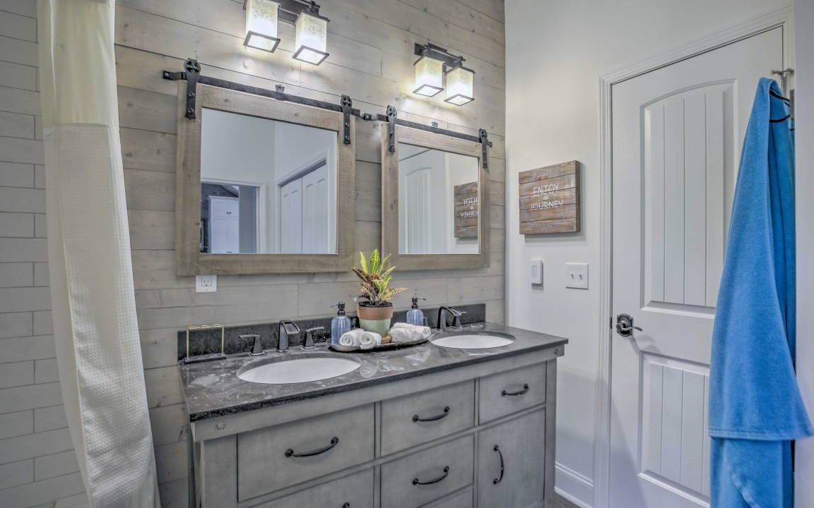 Photo of Bathroom in Woodstock