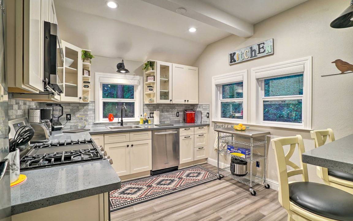 Photo of Kitchen in Ben Lomond
