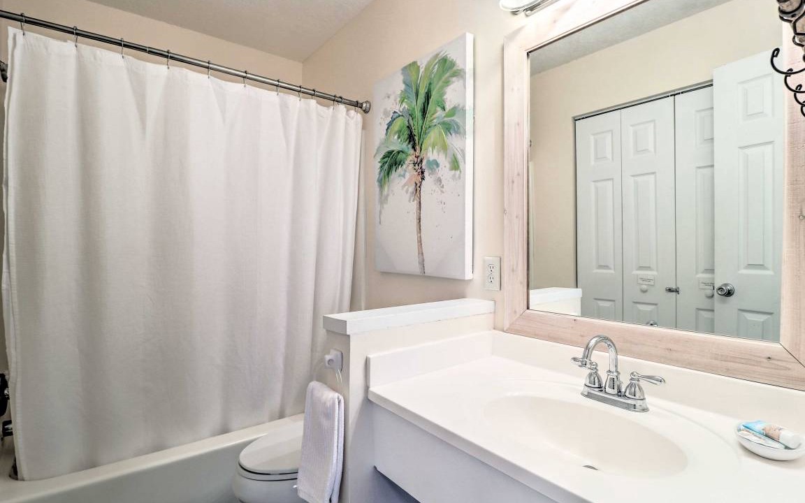 Photo of Bathroom in Fernandina Beach