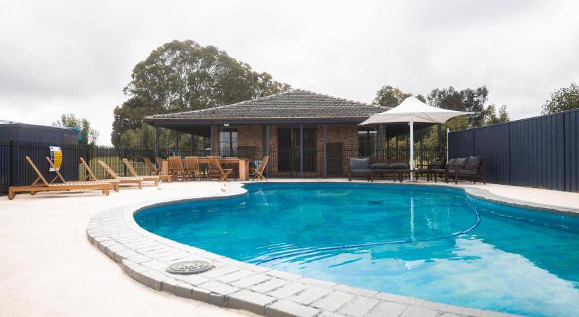 Photo of Others in Lovedale