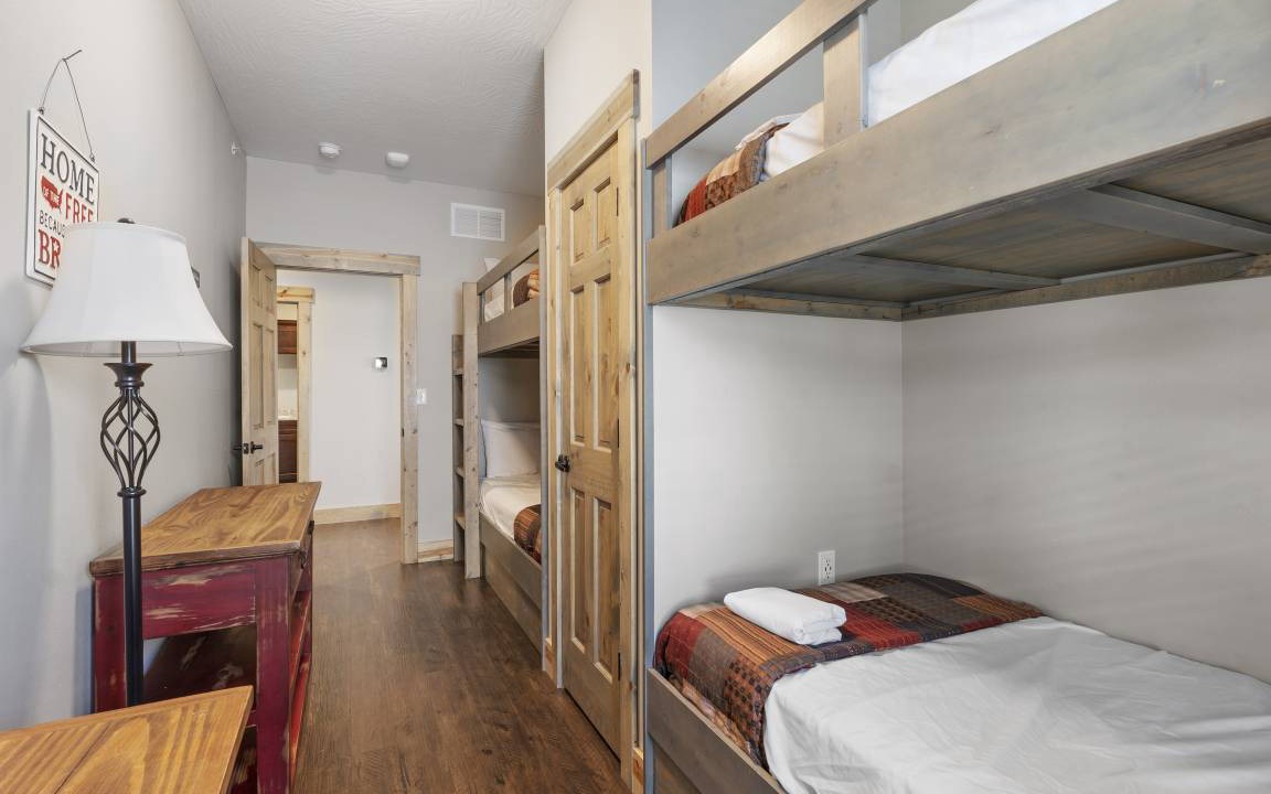 Photo of Bedroom in Table Rock