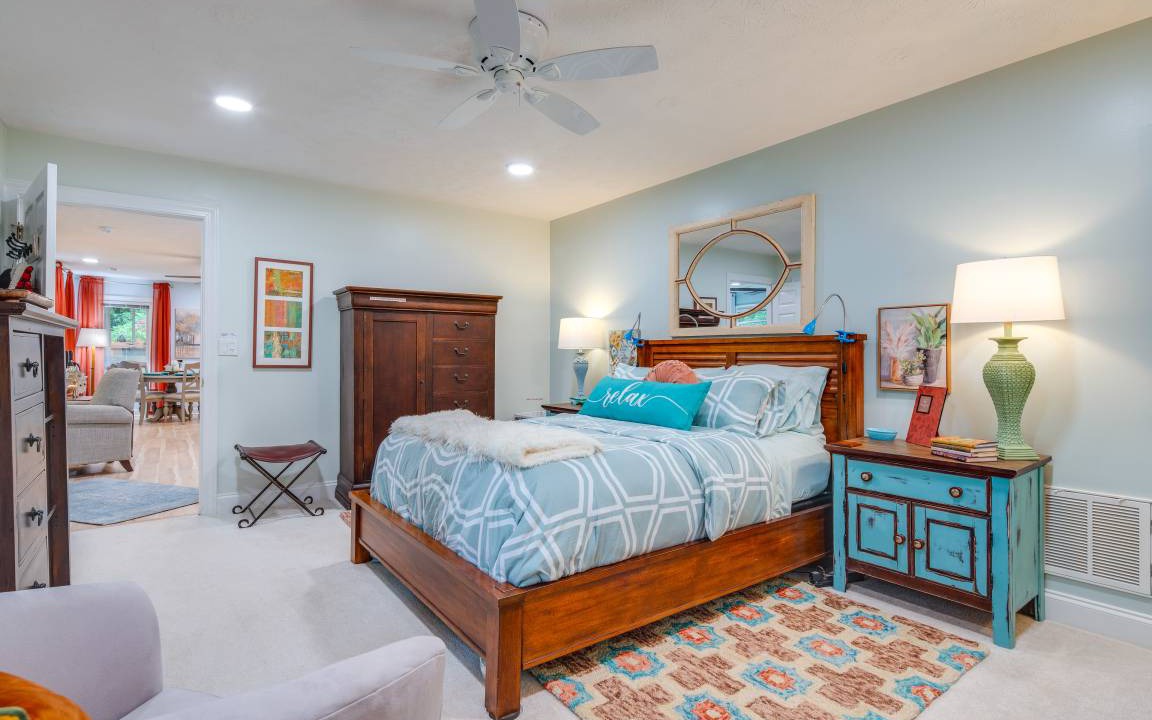 Photo of Bedroom in Hendersonville