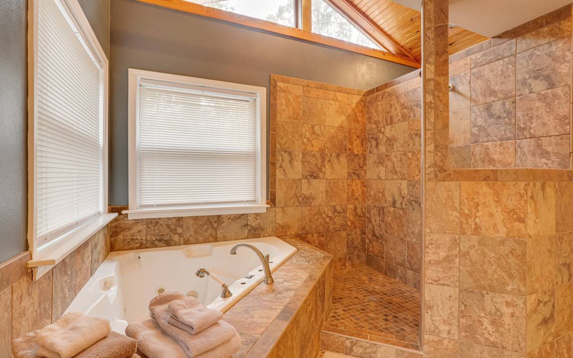 Photo of Bathroom in Sylvan Shores