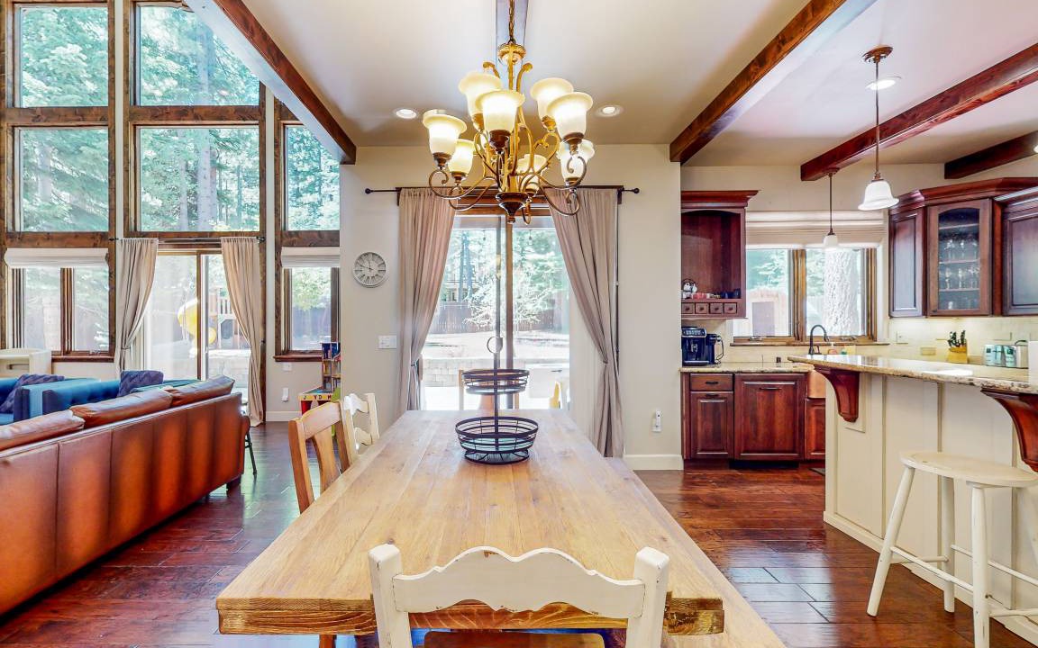 Photo of Kitchen in North Upper Truckee