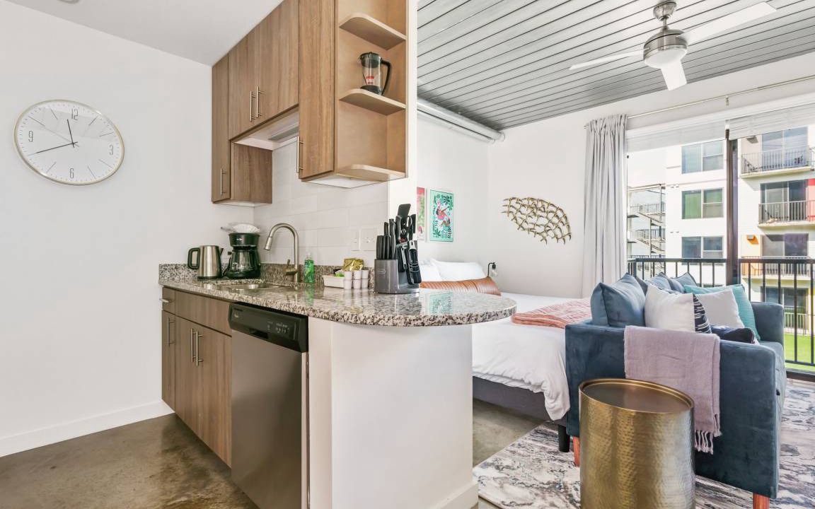 Photo of Livingroom in Midtown