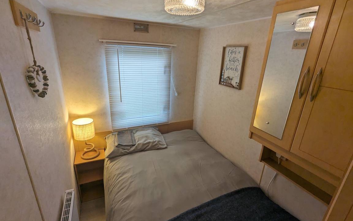 Photo of Bedroom in Anderby Creek