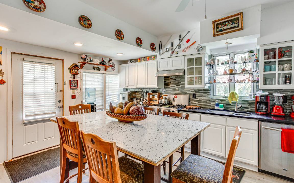 Photo of Kitchen in De Pue