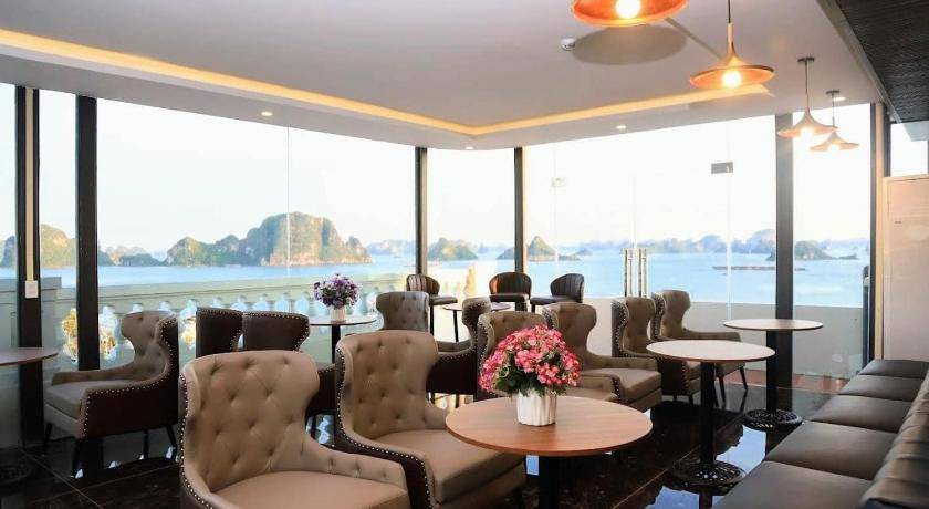 Photo of Others in Ha Long