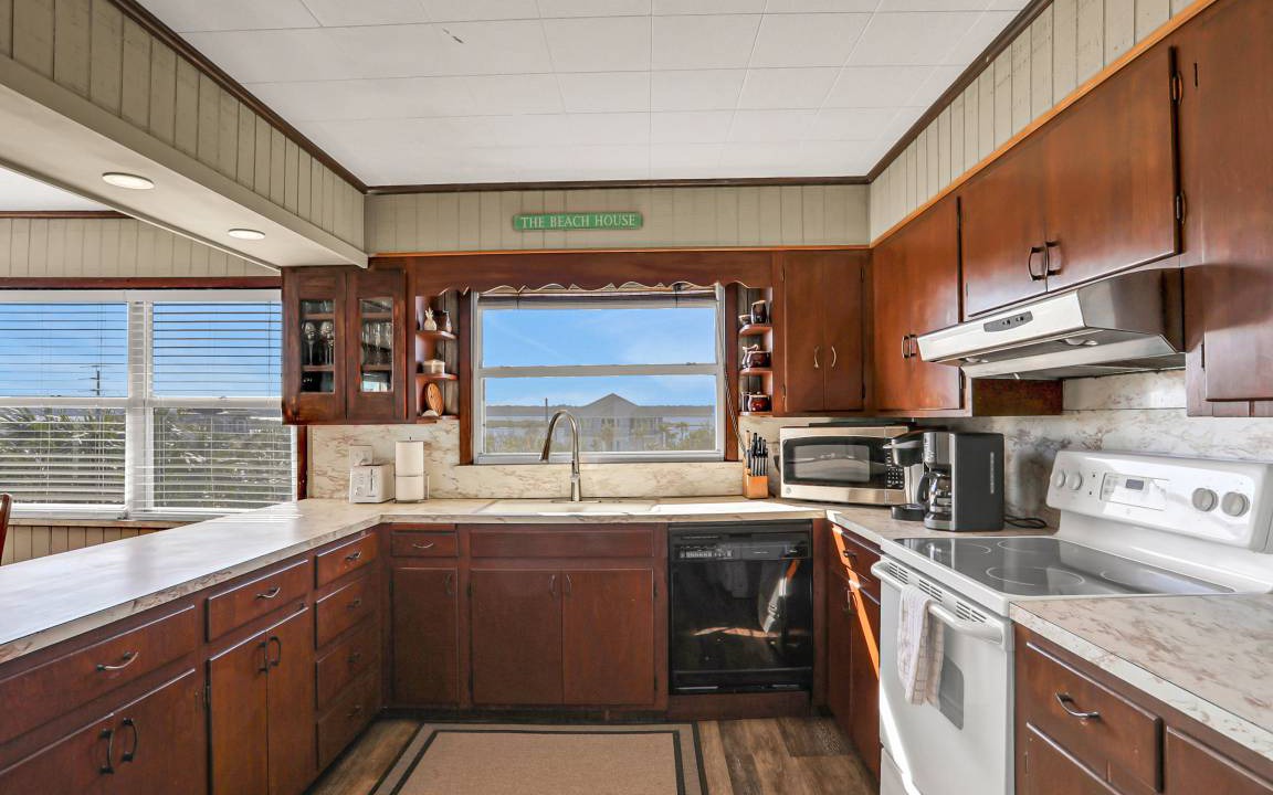 Photo of Kitchen in Crescent Beach