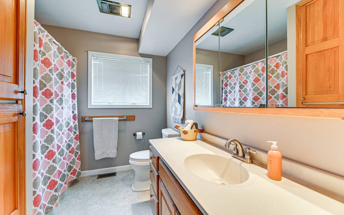 Photo of Bathroom in Teall Beach