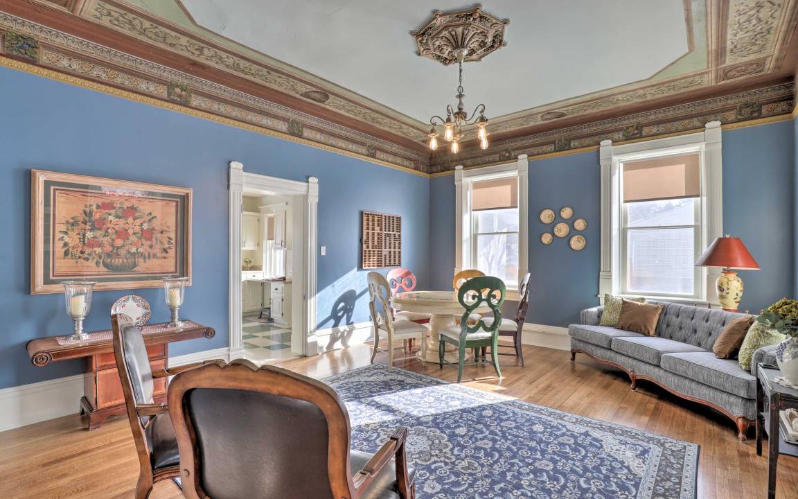 Photo of Livingroom in Mount Pleasant