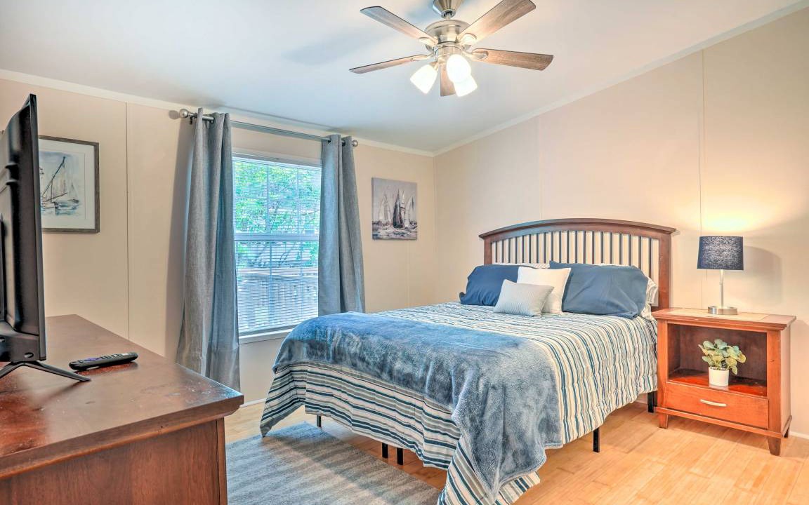 Photo of Bedroom in Mount Pleasant