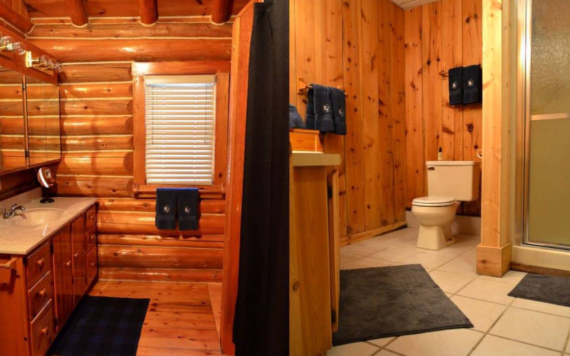 Photo of Bathroom in Shingleton