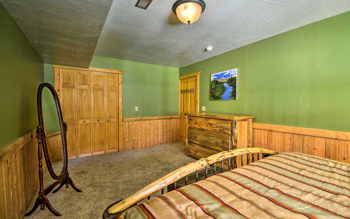 Photo of Bedroom in Conner