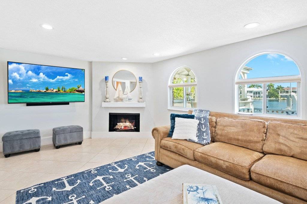 Photo of Livingroom in Lighthouse Point