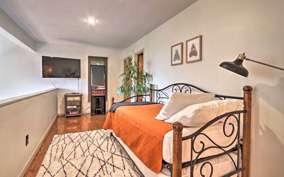 Photo of Bedroom in Chalet Village