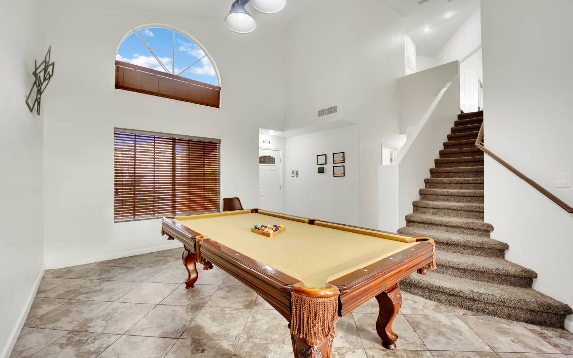 Photo of Livingroom in Foothills