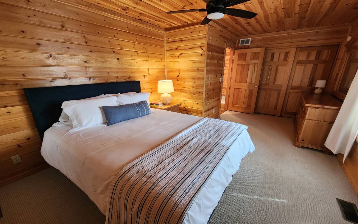 Photo of Bedroom in Harbor Springs