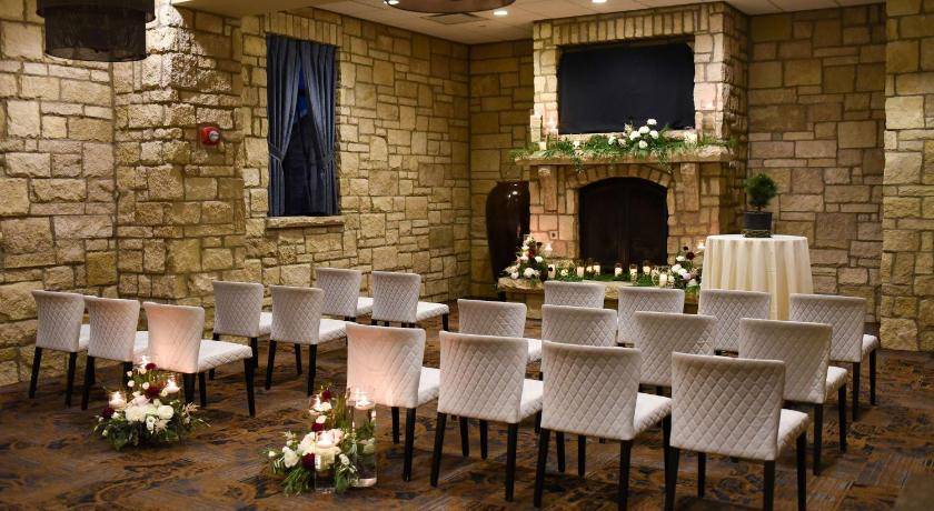 Photo of Others in Oread