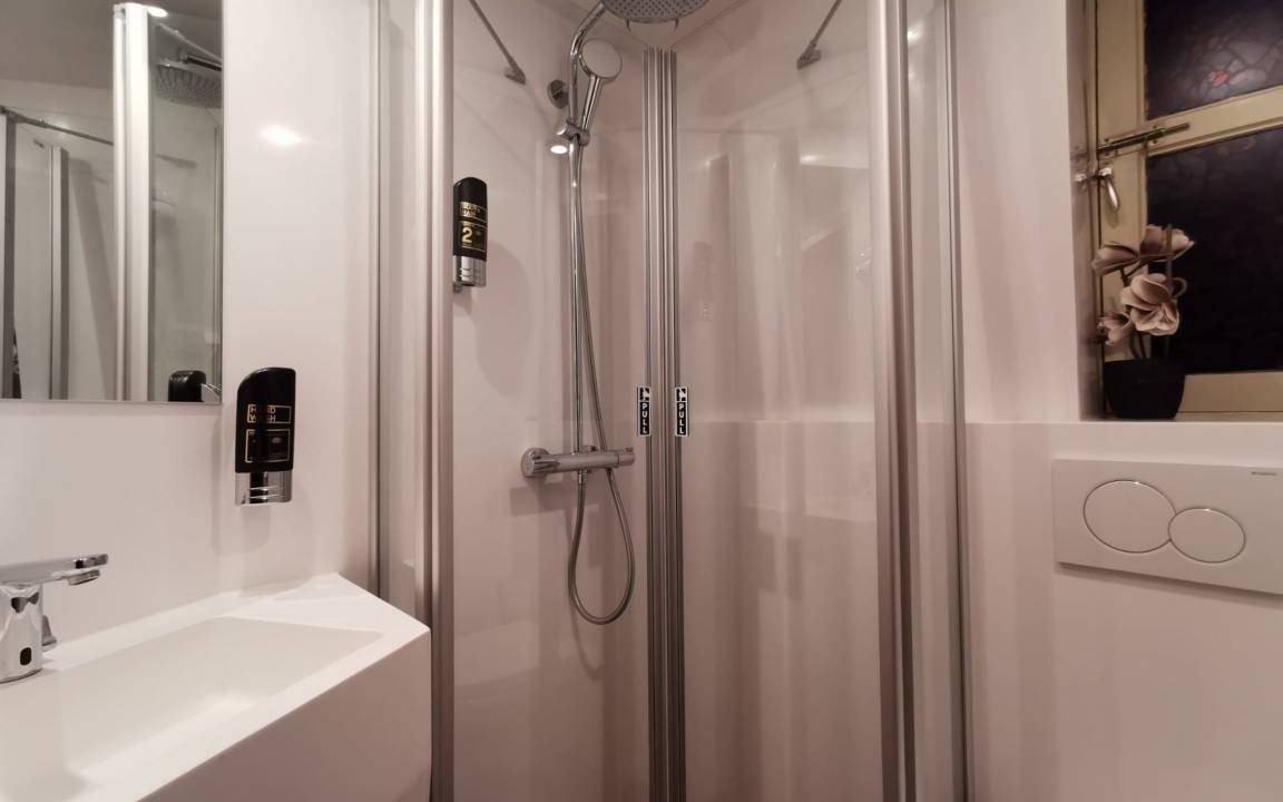 Photo of Bathroom in Burgwallen Nieuwe Zijde