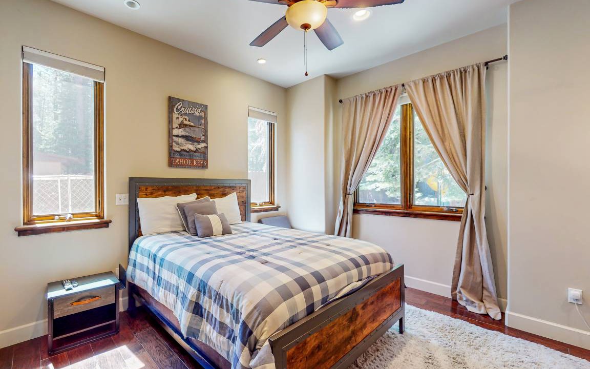 Photo of Bedroom in North Upper Truckee
