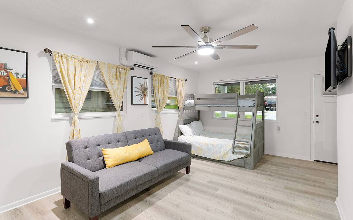 Photo of Livingroom in Belleview