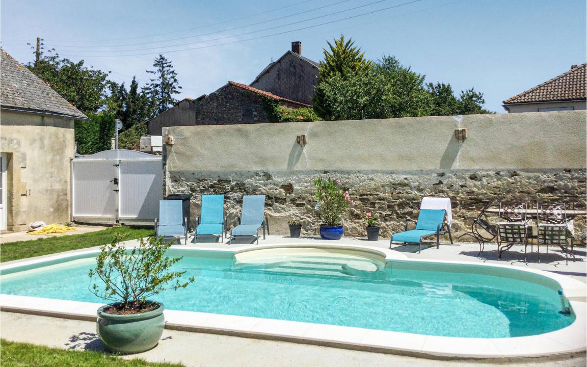 Photo of Others in Loge-Fougereuse