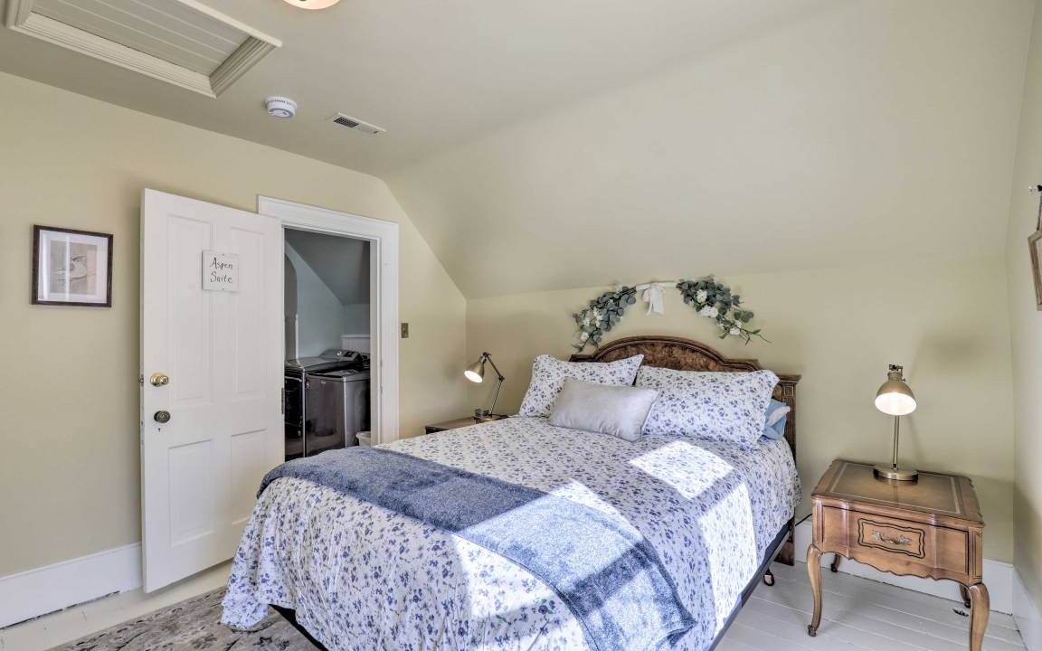 Photo of Bedroom in Mount Pleasant