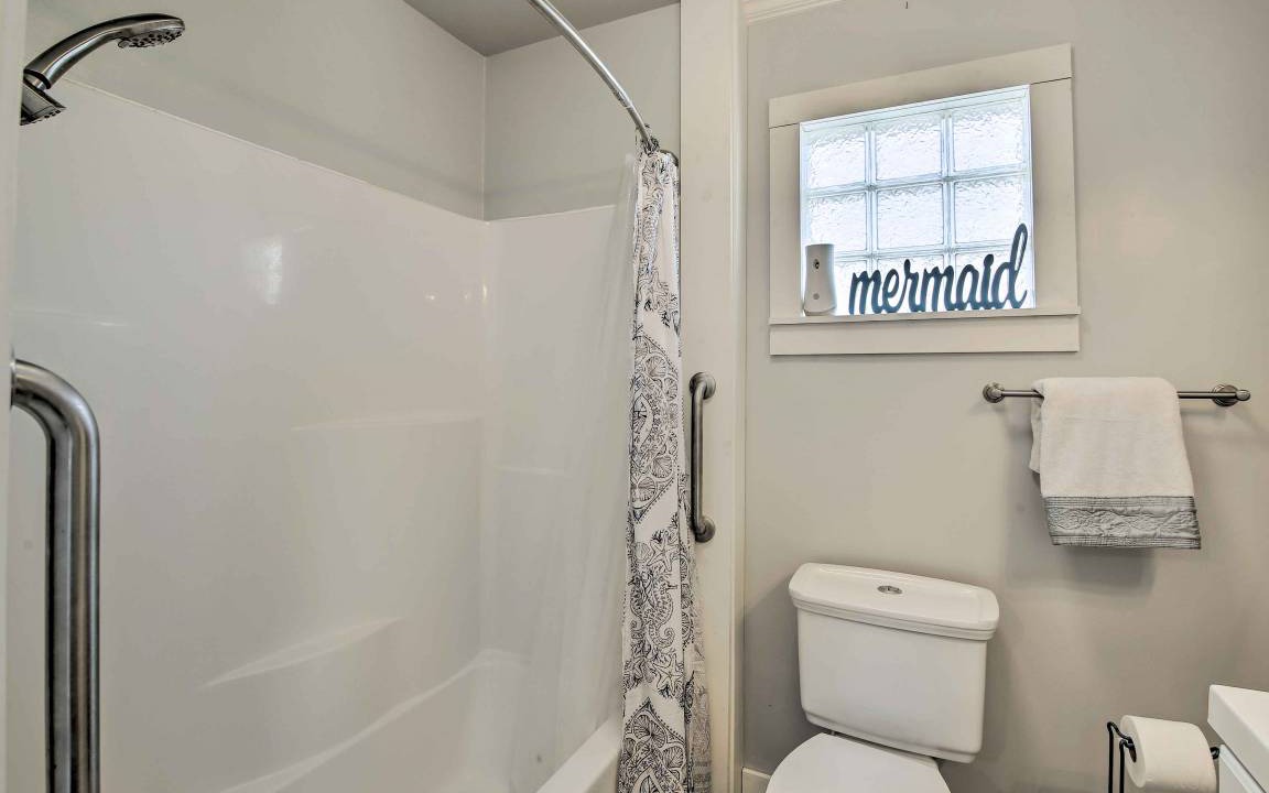 Photo of Bathroom in Port Isabel