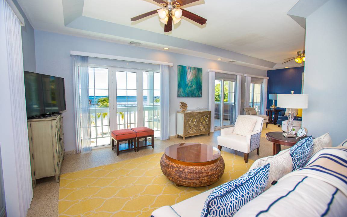 Photo of Livingroom in Lawson Rock