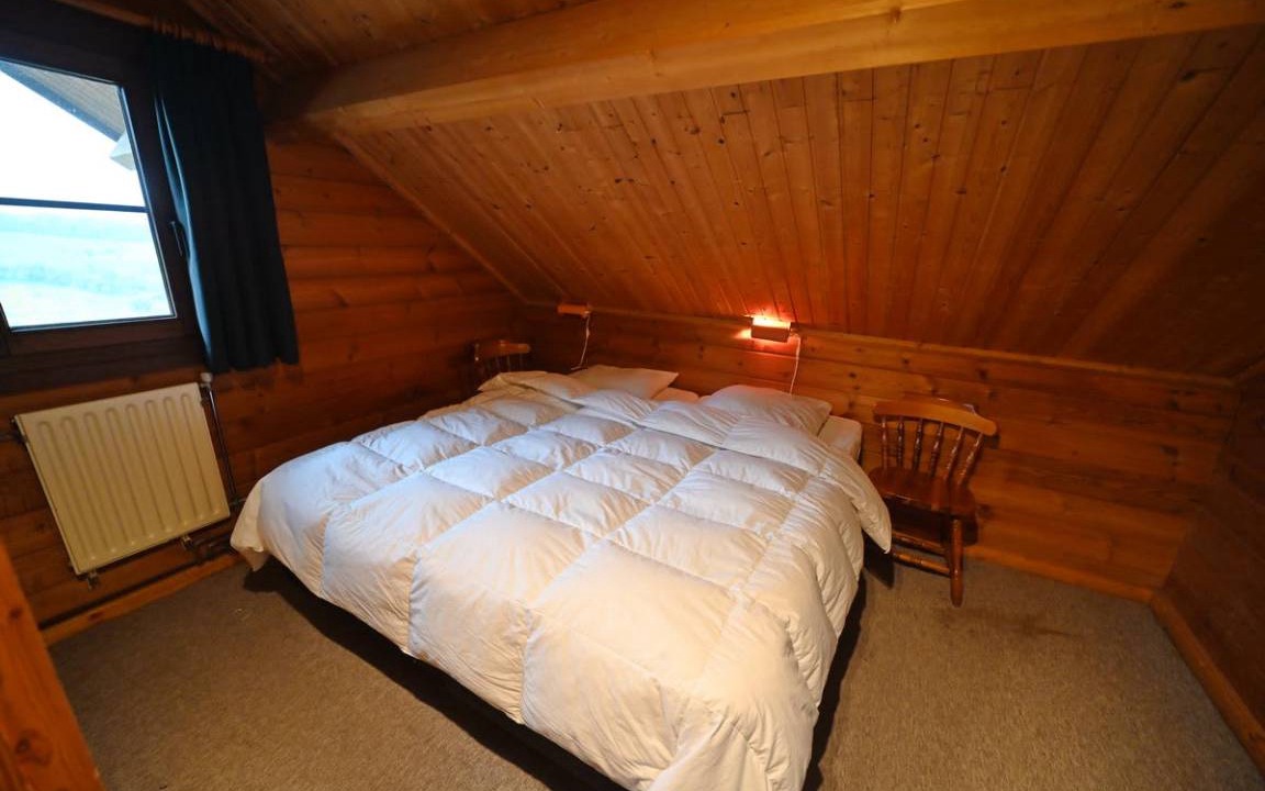 Photo of Bedroom in Bohon