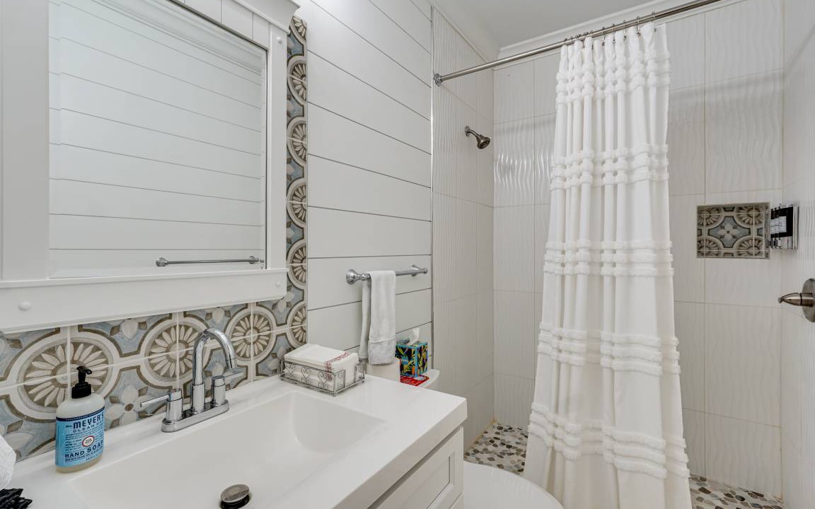 Photo of Bathroom in Camdenton