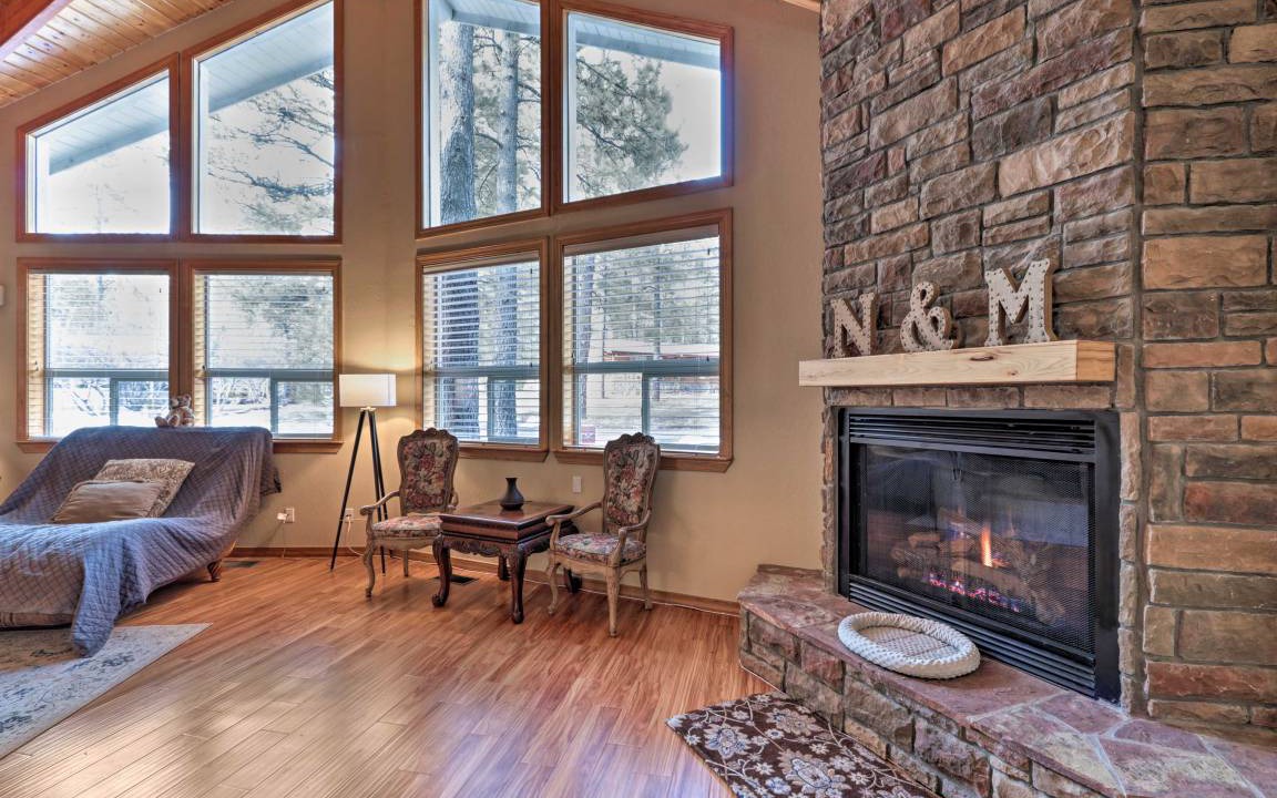 Photo of Livingroom in Munds Park