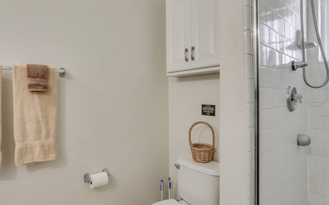 Photo of Bathroom in Mariposa