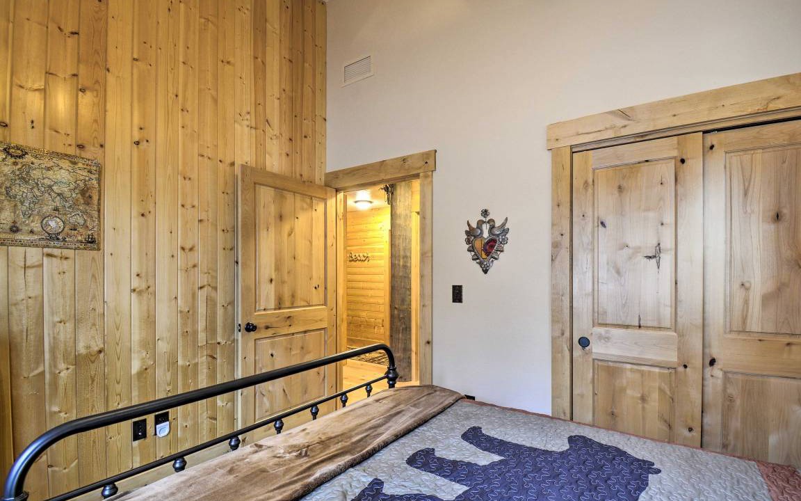 Photo of Bedroom in Port Angeles
