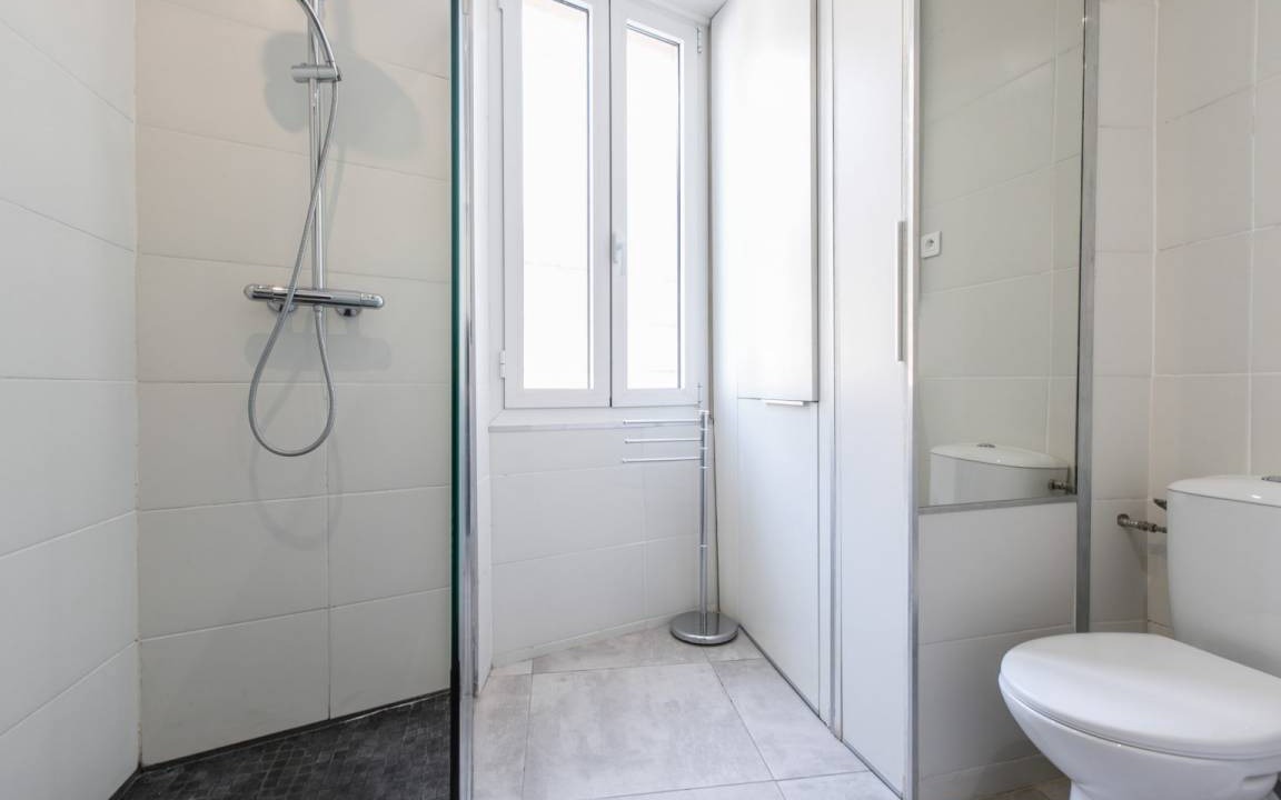 Photo of Bathroom in Cannes City Centre