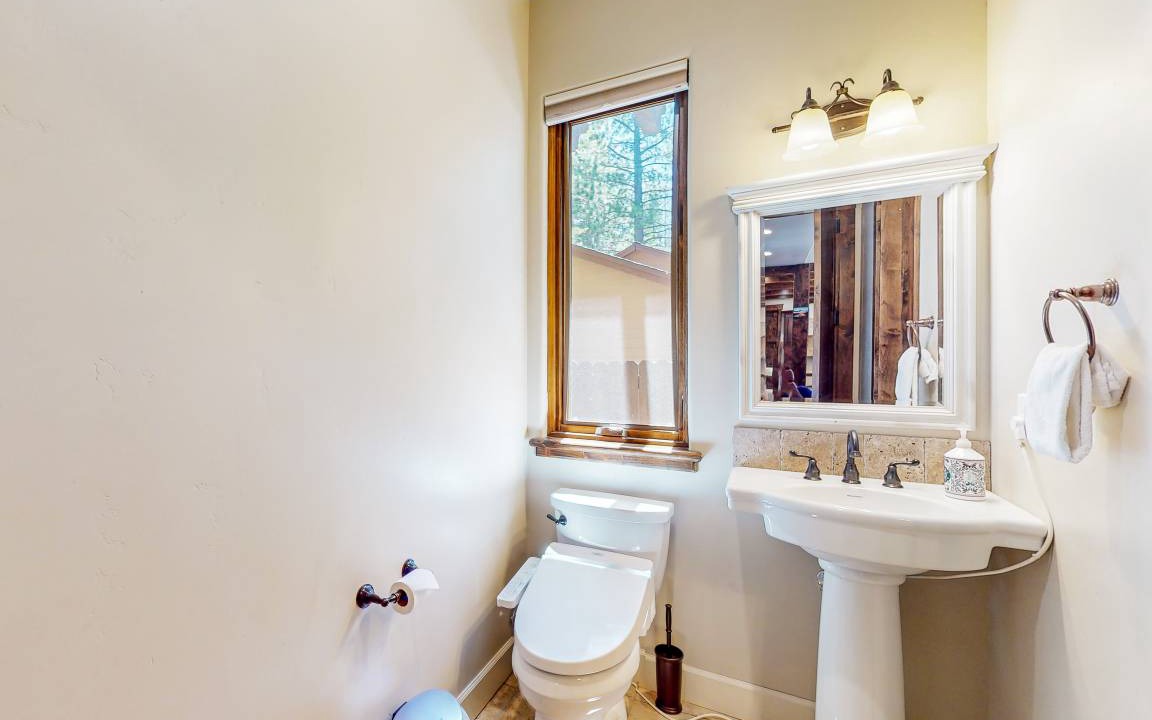 Photo of Bathroom in North Upper Truckee