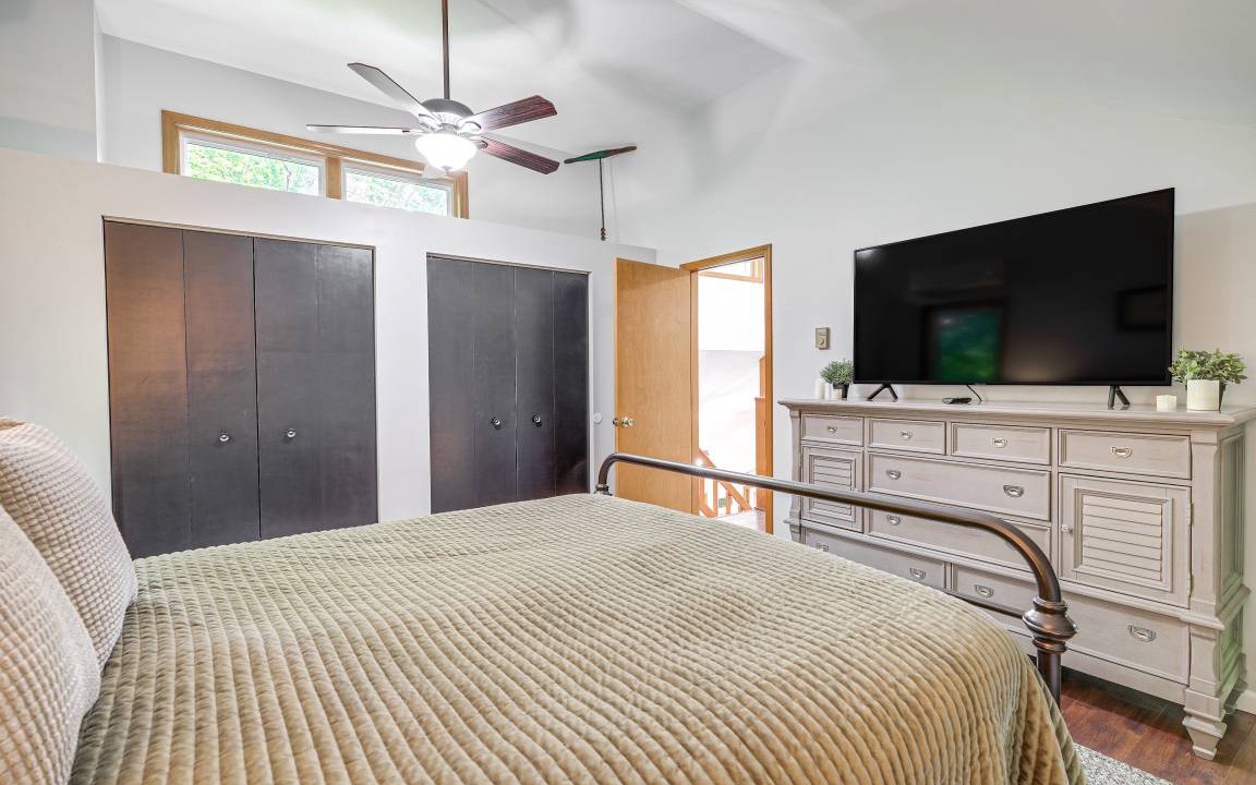 Photo of Bedroom in Alden