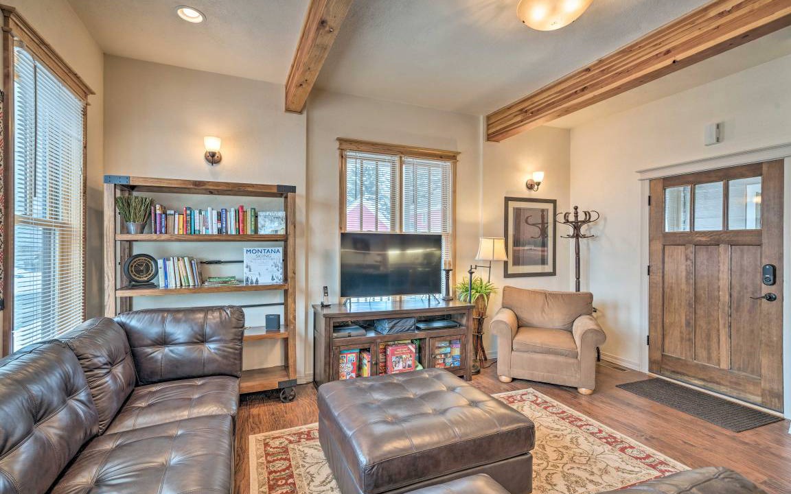 Photo of Livingroom in Red Lodge