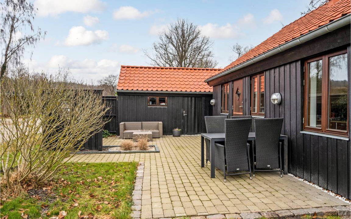Photo of Buildings in Lyngsbæk Strand