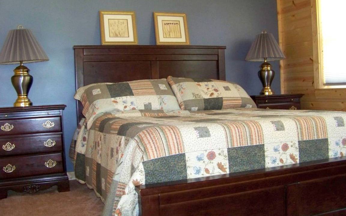 Photo of Bedroom in Steelville