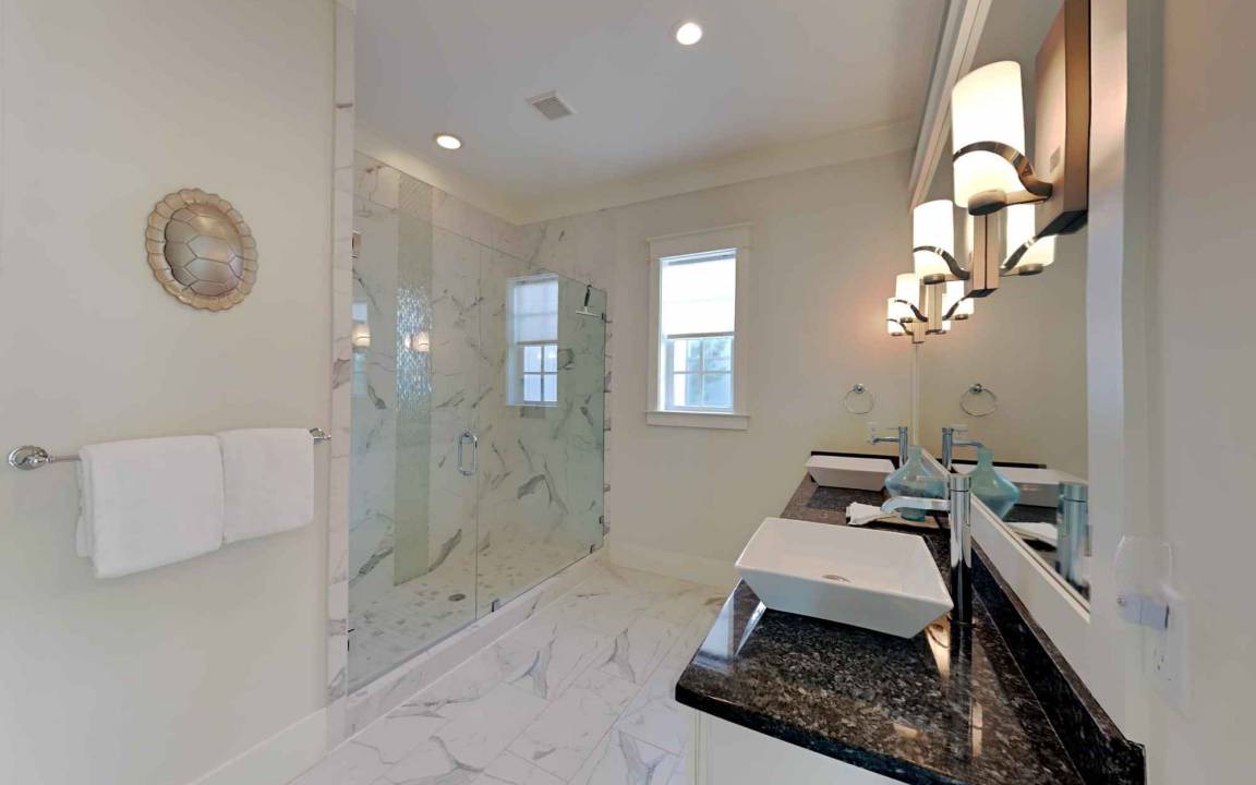 Photo of Bathroom in Lakeside at Blue Mountain Beach